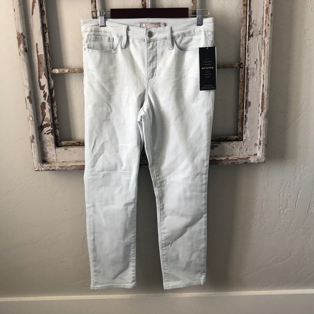 Athleta Sculptek Skinny Crop Jean Glacier Wash